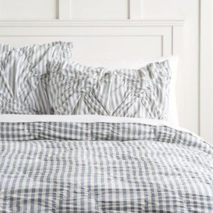 Pottery Barn Teen Emily & Meritt Striped FULL/QUEEN Comforter  & Shams chambray